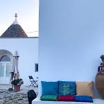 Trulli Papavero Locorotondo