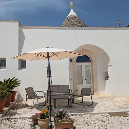 Trulli Papavero 펜션 *